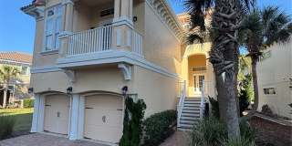 323 OCEAN CREST DRIVE Gallery 1