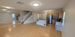 Luxury Gated Community Beautiful 3-Bedroom 2.5 Bath Gallery 5