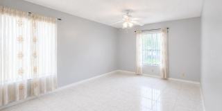 1995 SW SILVER PINE Way Gallery 12