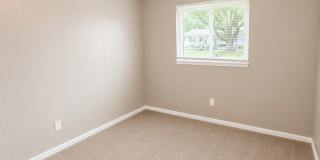 Charming 2BR Home with Enclosed Porch, Carport & Storage Shed Gallery 8