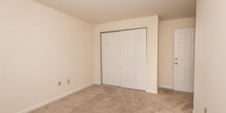 Walk to UC & UC Medical | 1BR/2BR Apartments Gallery 89