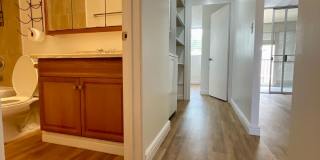 Convenient 2/2/1 with Lanai Gallery 45