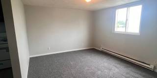 Preleasing for August 2026! 2 Bedrooms Home located in Downtown Muncie! Gallery 10