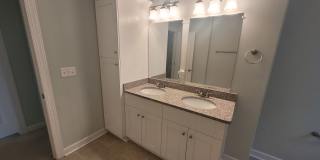Stunning 4 Bedroom, 2.5 Bath Home Just 3 Blocks to Chesapeake Bay Gallery 52