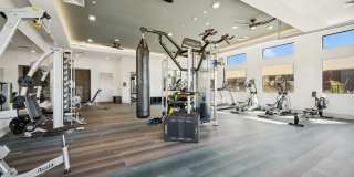 Longbow Luxury Apartments Gallery 17