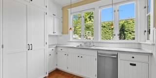 1020 15th Avenue East Gallery 32