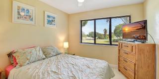 5715 FAIRWAY PARK Drive Gallery 23