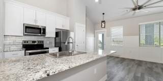 Franklin Loft Apartments Gallery 101