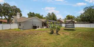 Valrico Pool Home large fence back yard Gallery 3
