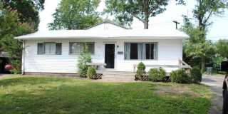 Beautiful 3-Bed Home in Prime Jeffersontown Location! Gallery 1