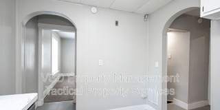 8204 Vineyard Ave Gallery 16