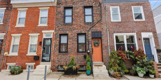 1842 WILDER Street Gallery 1