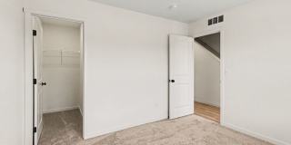 2127 Austin Street Gallery 20