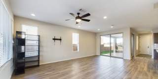 Pulte Townhouse Available Now! Gallery 5