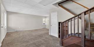 $1450 4 Bedrooms Gallery 5