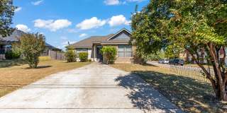 2504 Saulsbury Drive Gallery 1