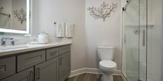 Lakeside Apartments Gallery 36