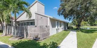 518 Woodgate Cir Gallery 1