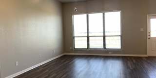 1329 Aurora Grove Bend Gallery 8