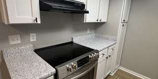 1005 Sunset Drive Gallery 1