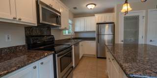 Excellent Santa Clara Location! Open Floor Plan! Granite Counters! Gallery 8