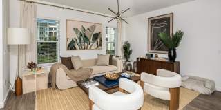 Southhaven Gallery 16