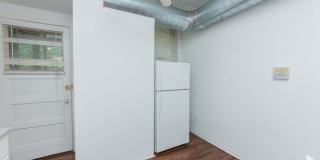 1940 W Winona, Gallery 8