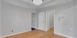 189 Wooster Street Gallery 8