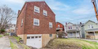 AVAILABLE JUNE 2026! - 2 Bedroom Suburban Vibes in the HEART of the City!! Gallery 31