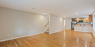 Spacious Greenwood Townhome - New Paint, Carpet and Water Heater!! Gallery 20