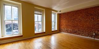 1712 THAMES Street Gallery 1
