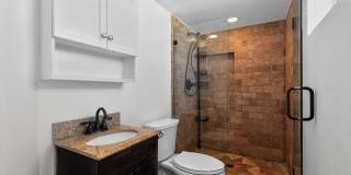 Charming 4BR House in Phoenix Gallery 25