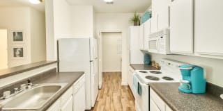 Marley Manor Luxury Apartment Homes Gallery 30