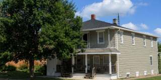 724 East Lawrence Street Gallery 1