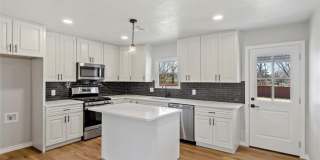 131 Long Street Gallery 1