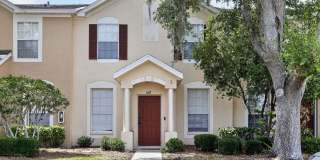 Fully Furnished Charming 3BR Townhome in Wesley Chapel Gallery 1