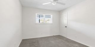 The Riverview Gallery 83