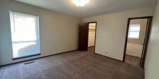2 Bed 2 Bath duplex on 10th and Council Gallery 13