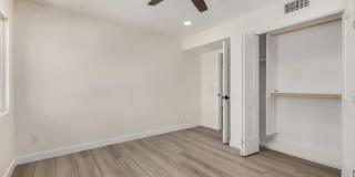 222 W Brown Road Gallery 16