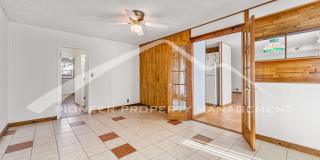Single Family Home with 1 Car Garage and Central Air! Gallery 8