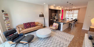 Furnished 3-BR/3-BA Townhouse w/ Giant Roof deck, 2-Car Garage, EV Hookup Gallery 3