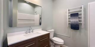 510 S College Street Gallery 6