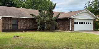 3 BEDROOM 2 BATHROOM HOUSE Gallery 1
