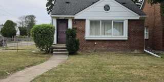2666 Willow Street Gallery 1