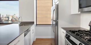 300 East 39th Gallery 7