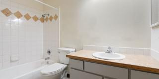 2 bedroom, 1 bathroom in Loveland. Gallery 15