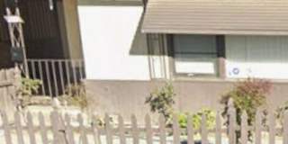 Charming 2 bedroom home now available for rent Gallery 1
