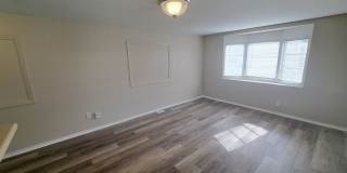 1BR/1BA updated mobile home close to I10 and Pine Forest Rd Gallery 4
