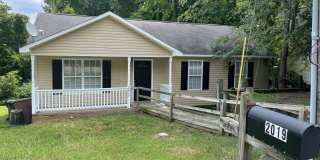 SW Updated Home - Wood Laminate Flooring, Front Porch & Deck! SW Updated Home - Wood Laminate Flooring, Front Porch & Deck! Gallery 1