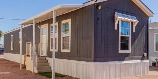 2605 W Van Buren Street lot: 104 Gallery 1